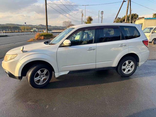 この度は当店のお車をご覧になっていただき、誠にありがとうございます。じっくり現車確認して頂けるよう、ご準備を致します！