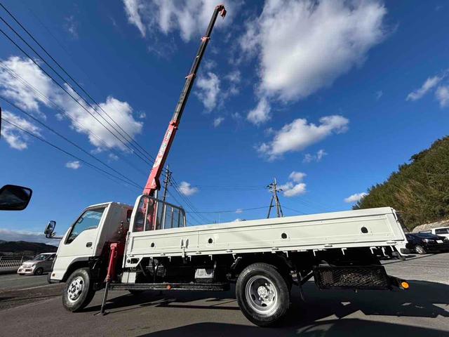 タイタントラック 　ＭＴ　後輪ダブル　電動格納ミラー　エアコン　運転席エアバッグ（10枚目）