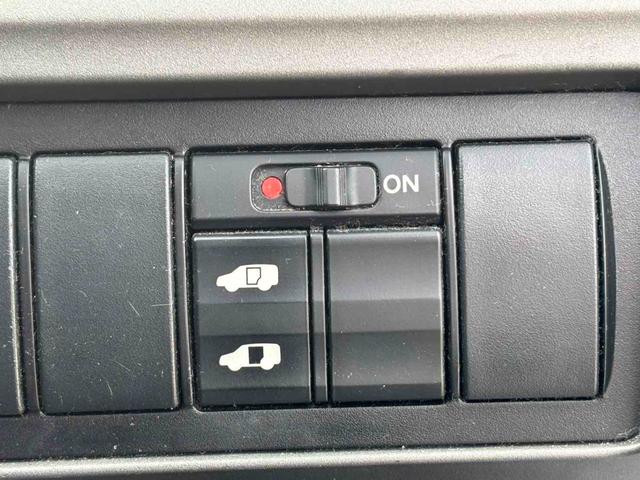 �d���X���C�h�h�A�Ől�̏��~���傫�ȉו��̐ςݍ��݂����N���N�I