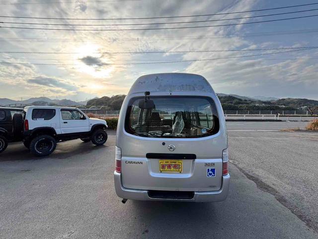 キャラバン 　福祉車輌　スライドドア　キーレスエントリー　ＡＴ　エアコン（17枚目）