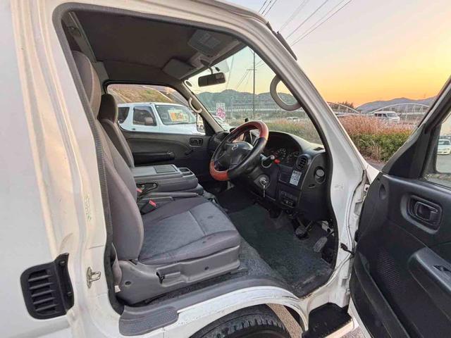 キャラバン ロングＤＸ　ＥＴＣ　ナビ　ＴＶ　スライドドア　ＡＴ　ＣＤ　ＤＶＤ再生　ＵＳＢ　Ｂｌｕｅｔｏｏｔｈ　運転席エアバッグ（9枚目）