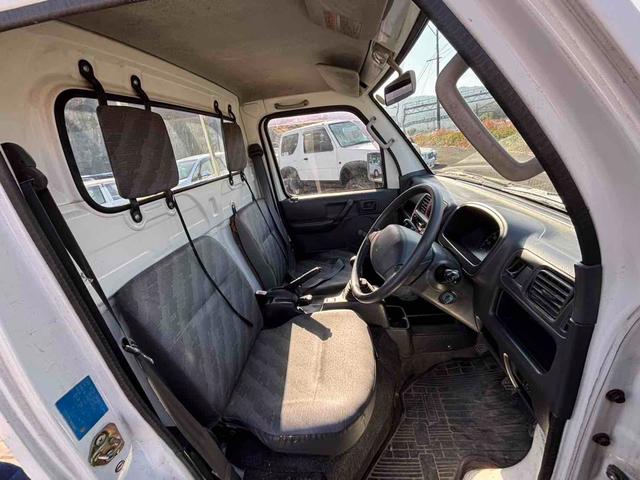 キャリイトラック ＫＣエアコン・パワステ　４ＷＤ　軽トラック　ＭＴ　エアコン　パワーステアリング（6枚目）