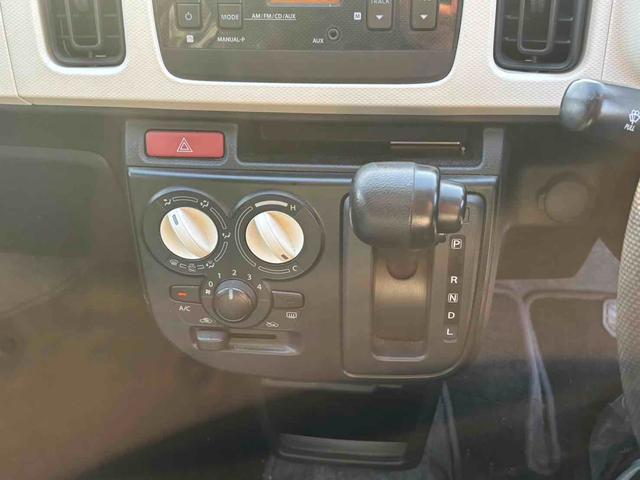 アルト Ｌ　キーレスエントリー　アイドリングストップ　シートヒーター　ＣＶＴ　盗難防止システム　ＡＢＳ　ＥＳＣ　ＣＤ　ミュージックプレイヤー接続可　衝突安全ボディ　エアコン　パワーステアリング　パワーウィンドウ（5枚目）