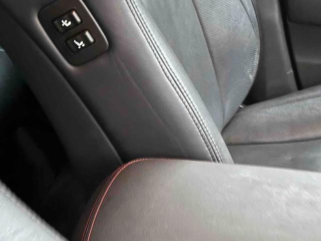 クラウン アスリート　ドライブレコーダー　ＥＴＣ　オートクルーズコントロール　バックカメラ　ＴＶ　アルミホイール　ＨＩＤ　ＡＴ　スマートキー　電動格納ミラー　盗難防止システム　パワーシート　ＣＤ　ＤＶＤ再生　ＵＳＢ（28枚目）