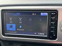 ヴィッツ Ｆ　ＥＴＣ　ナビ　ＴＶ　スマートキー　アイドリングストップ　電動格納ミラー　ＣＶＴ　衝突安全ボディ　ＡＢＳ　ＥＳＣ　ＣＤ　ミュージックプレイヤー接続可　Ｂｌｕｅｔｏｏｔｈ　エアコン　パワーステアリング（4枚目）