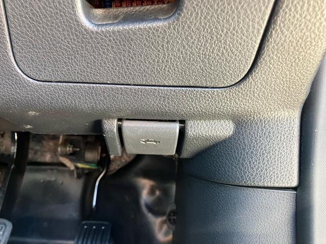 エクストレイル ２０Ｘｔｔ　ＴＶ＆ナビ　Ｂｌｕｅｔｏｏｔｈ　ＥＴＣ　切り替え四駆　シートヒーター（15枚目）