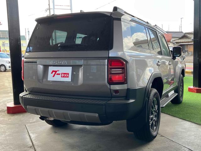 ランドクルーザー２５０ ＶＸ　４ＷＤ　全周囲カメラ　クリアランスソナー　オートクルーズコントロール　レーンアシスト　衝突被害軽減システム　サンルーフ　ＴＶ　オートマチックハイビーム　オートライト　ＬＥＤヘッドランプ（16枚目）