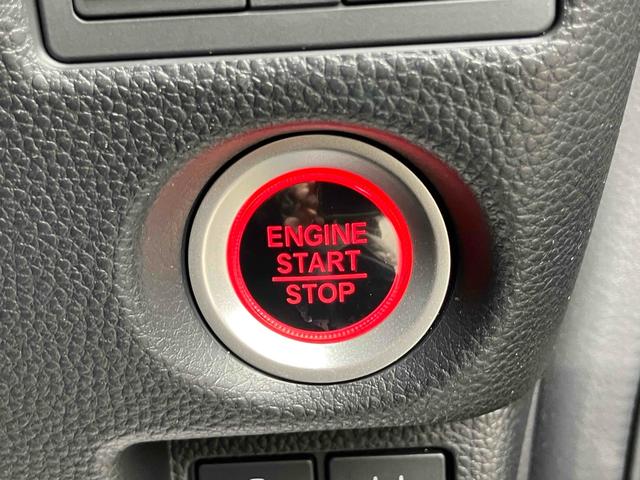 Ｎ－ＢＯＸカスタム Ｇ・Ｌターボホンダセンシング　ＥＴＣ　バックカメラ　両側電動スライドドア　ナビ　ＴＶ　クリアランスソナー　オートクルーズコントロール　レーンアシスト　衝突被害軽減システム　オートライト　ＬＥＤヘッドランプ　スマートキー（8枚目）