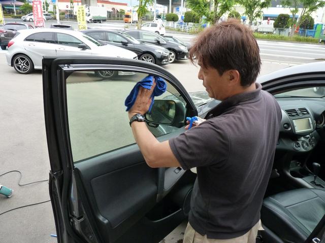 ランドベンチャー ワンオーナー 禁煙車 フルセグサイバーナビ(60枚目)