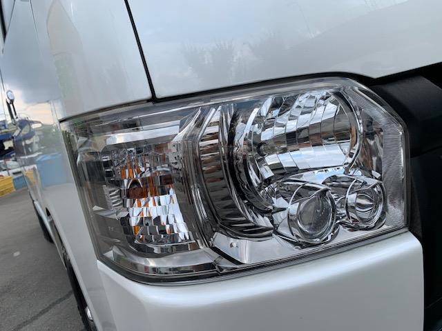 ハイエースバン スーパーＧＬ　ダークプライム　ＲＥＣＡＲＯシート　運転席　助手席　ベットキット　セカンドテーブルＬＥＤヘッドライト　スマートキー　プッシュスタート　助手席エアバック　アルパイン８インチナビ　ＥＴＣ　フリップダウンモニター（13枚目）