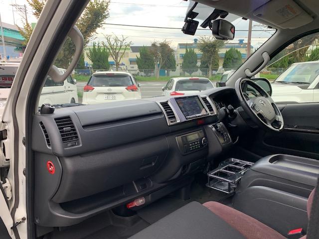 ハイエースバン スーパーＧＬ　ダークプライム　ＲＥＣＡＲＯシート　運転席　助手席　ベットキット　セカンドテーブルＬＥＤヘッドライト　スマートキー　プッシュスタート　助手席エアバック　アルパイン８インチナビ　ＥＴＣ　フリップダウンモニター（33枚目）