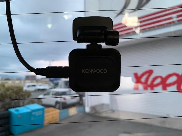 ハイエースバン スーパーＧＬ　ダークプライム　ＲＥＣＡＲＯシート　運転席　助手席　ベットキット　セカンドテーブルＬＥＤヘッドライト　スマートキー　プッシュスタート　助手席エアバック　アルパイン８インチナビ　ＥＴＣ　フリップダウンモニター（36枚目）
