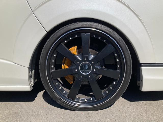 ハイエースバン スーパーGL ダークプライムII レガンスフロントエアロ ギブソンサイドリアバンパー エムテクノバットフェイスボンネット バックギャモン20インチAW ローダウン LEDテールランプ ディーゼルターボ(13枚目)