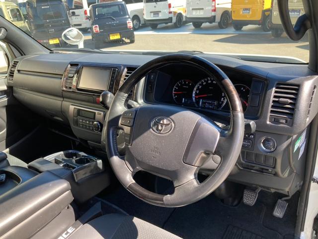 ハイエースバン スーパーGL ダークプライムII レガンスフロントエアロ ギブソンサイドリアバンパー エムテクノバットフェイスボンネット バックギャモン20インチAW ローダウン LEDテールランプ ディーゼルターボ(22枚目)