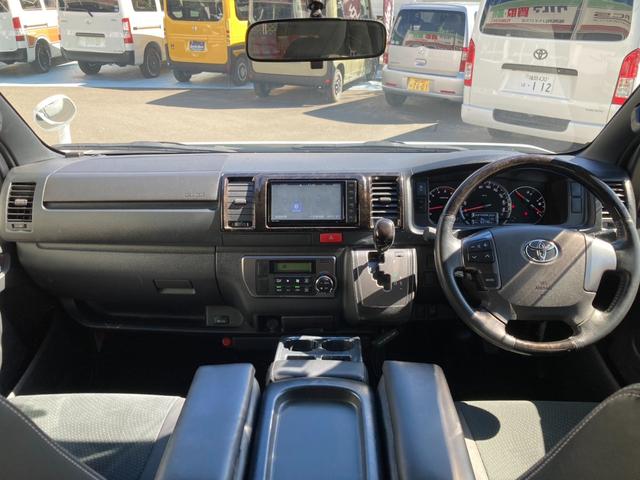 ハイエースバン スーパーGL ダークプライムII レガンスフロントエアロ ギブソンサイドリアバンパー エムテクノバットフェイスボンネット バックギャモン20インチAW ローダウン LEDテールランプ ディーゼルターボ(29枚目)