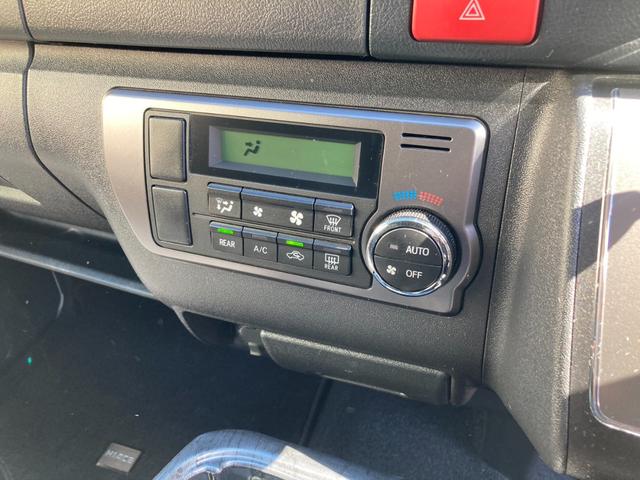 ハイエースバン スーパーGL ダークプライムII レガンスフロントエアロ ギブソンサイドリアバンパー エムテクノバットフェイスボンネット バックギャモン20インチAW ローダウン LEDテールランプ ディーゼルターボ(32枚目)