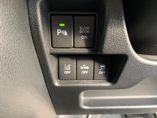 �X�Y�L�@�Z�[�t�e�B�T�|�[�g�@���s���ɑO���̎ԗ�����F�����A�Փ˂������Ȏ��͌x��ƃu���[�L�ŏՓˉ���Ɣ�Q�y�����A�V�X�g�B�����S�Ƀh���C�u�����y���݂��������܂��B