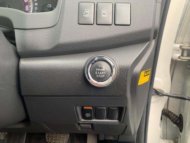 �X�}�[�g�G���g���[�V�X�e���ɗ����p���[�X���C�h�h�A�������ς݂ł��B�d���X���C�h�h�A�͉^�]�ȃX�C�b�`�A�h�A�n���h���A�L�[���X����ŊJ�\�ł��B