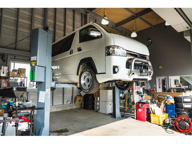 ���t�g�������Ă���܂��B�I�C�������E�Ԍ������E���C���A�i�r�E�h�����R�̎�t�ȂǓ��O���̗l�X�ȃJ�X�^�����ł��܂��̂ł��C�y�ɂ����k�������B���q�l�̂���]�ɍ������Ԃ�J�X�^��������Ă����Ē����܂��B