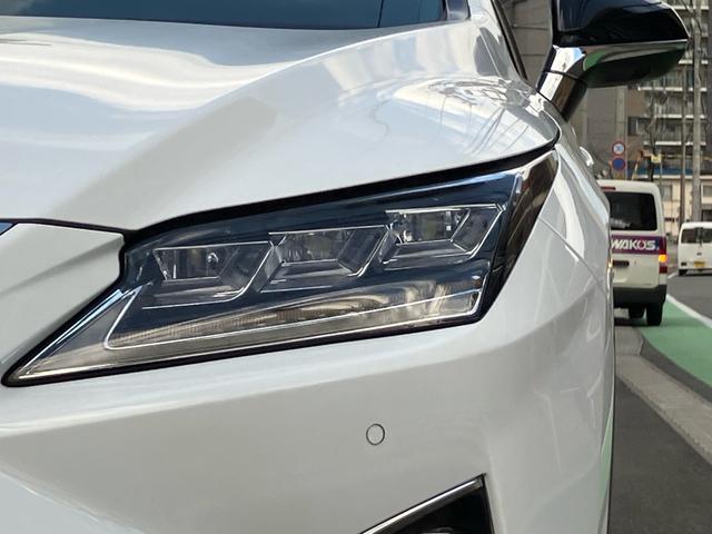 ＲＸ ＲＸ４５０ｈ　Ｆスポーツ　純正ナビ　フルセグテレビ　ヘッドアップディスプレイ　パドルシフト　バックカメラ　ＥＴＣ　衝突被害軽減システム　サンルーフ　シートヒーター（8枚目）