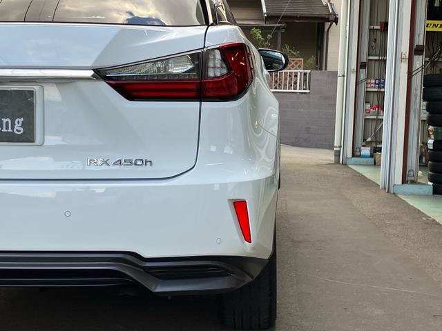 ＲＸ ＲＸ４５０ｈ　Ｆスポーツ　純正ナビ　フルセグテレビ　ヘッドアップディスプレイ　パドルシフト　バックカメラ　ＥＴＣ　衝突被害軽減システム　サンルーフ　シートヒーター（18枚目）