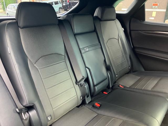 ＲＸ ＲＸ４５０ｈ　Ｆスポーツ　純正ナビ　フルセグテレビ　ヘッドアップディスプレイ　パドルシフト　バックカメラ　ＥＴＣ　衝突被害軽減システム　サンルーフ　シートヒーター（70枚目）