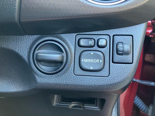 �Ԃ̏ڍׂɂ��Ă̂��₢���킹�́A�f�������[�����ς薔�̓t���[�_�C�����u�O�O�V�W�U�O�S�Q�U�V�Q�S�v�܂ł��₢���킹���������B���ЃX�^�b�t���ׂ��������������Ă��������܂��B