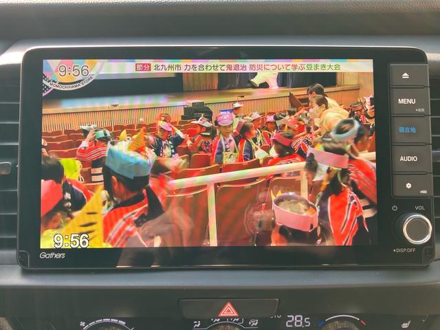 フィット ｅ：ＨＥＶホーム　２０周年特別仕様車　カーサ　純正ナビ　フルセグテレビ　バックカメラ　ＥＴＣ　ＬＥＤヘッドライト　クリアランスソナー　シートヒーター　Ｂｌｕｅｔｏｏｔｈ接続　ドライブレコーダー　オートクルーズコントロール（56枚目）