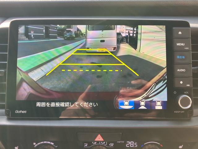 フィット ｅ：ＨＥＶホーム　２０周年特別仕様車　カーサ　純正ナビ　フルセグテレビ　バックカメラ　ＥＴＣ　ＬＥＤヘッドライト　クリアランスソナー　シートヒーター　Ｂｌｕｅｔｏｏｔｈ接続　ドライブレコーダー　オートクルーズコントロール（61枚目）