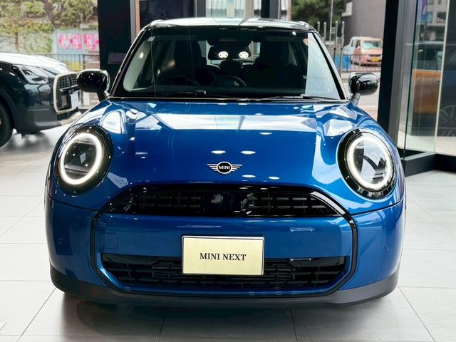 ＭＩＮＩ クーパーＣ　クラシック・トリム　【ＡＣＣ】【１７インチＡＷ】【ナビ】【Ｂモニター】（5枚目）