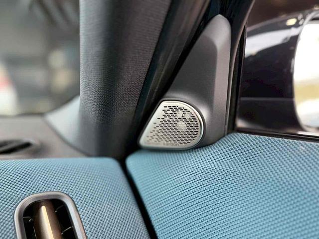 ＭＩＮＩ カントリーマンＤ　フェイバリット・トリム　Ｄ　ＤＣＴ　ディーゼルターボ　新車保証継承／フェイバードトリム／Ｍ－ＰＫＧ／１９ＡＷ　ハーマンカードン製スピーカー　ドライブレコーダー内臓　（レジェンドグレー）（8枚目）