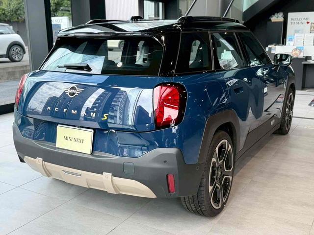 ＭＩＮＩ 　ＳＥ　新車保証継承　ＥＶ車　ナビ　バックカメラ　シートヒーター　ステアリングヒーター　アラウンドビュー　運転支援　駐車支援　（インディゴ・サンセット・ブルー）（4枚目）