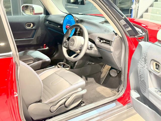 ＭＩＮＩ クーパーＣ　クラシック・トリム　純正ナビ・アクティブクルーズコントロール搭載・シートヒーター・ステアリングヒーター（6枚目）