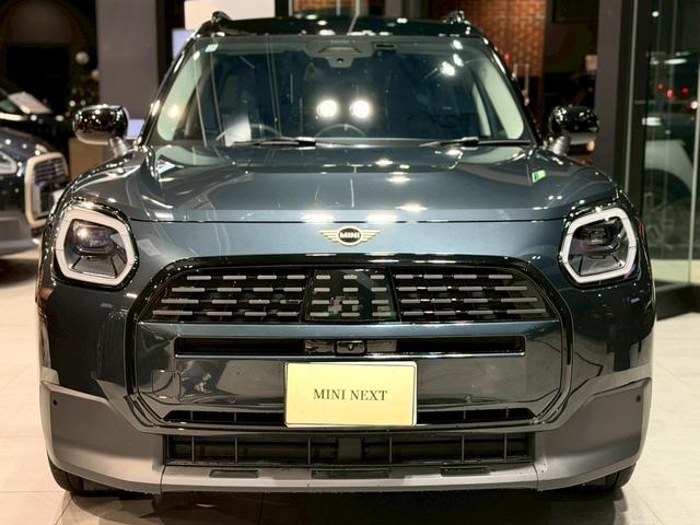 MINI カントリーマンD クラシック・トリム 純正ナビ・アクティブクルーズコントロール搭載・シートヒーター・ステアリングヒーター(3枚目)