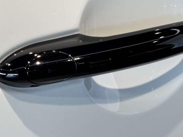 MINI クーパーS クラシック・トリム 3ドア 17インチアルミ(9枚目)