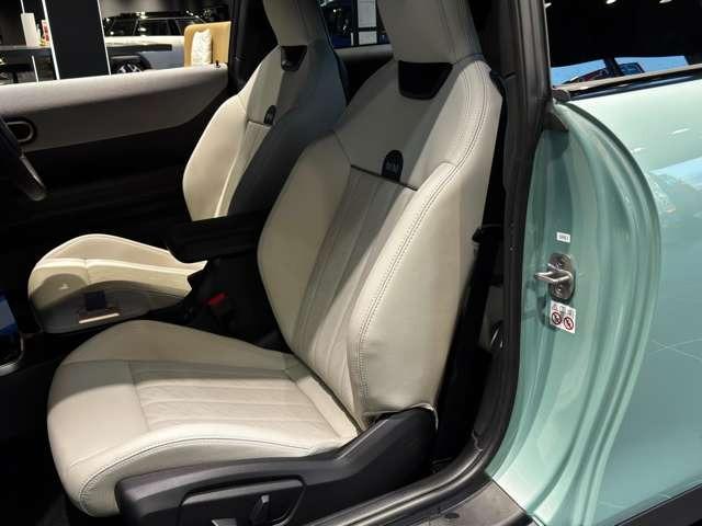 ＭＩＮＩ クーパーＣ　フェイバリット・トリム　３ドア　Ｍパッケージ　１８インチアルミ（10枚目）