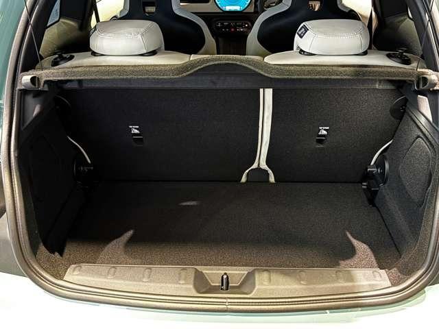 ＭＩＮＩ クーパーＣ　フェイバリット・トリム　３ドア　Ｍパッケージ　１８インチアルミ（13枚目）