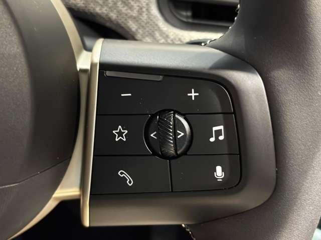 ＭＩＮＩ クーパーＣ　フェイバリット・トリム　３ドア　Ｍパッケージ　１８インチアルミ（17枚目）