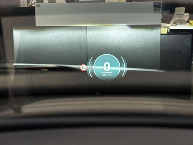 ＭＩＮＩ クーパーＣ　フェイバリット・トリム　３ドア　Ｍパッケージ　１８インチアルミ（20枚目）