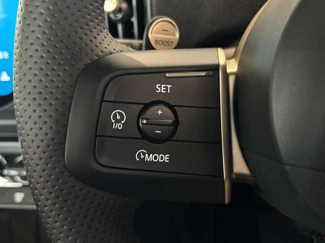 ＭＩＮＩ クーパーＳ　５ドア　ＤＣＴ　ＪＣＷトリム　Ｍパッケージ（8枚目）