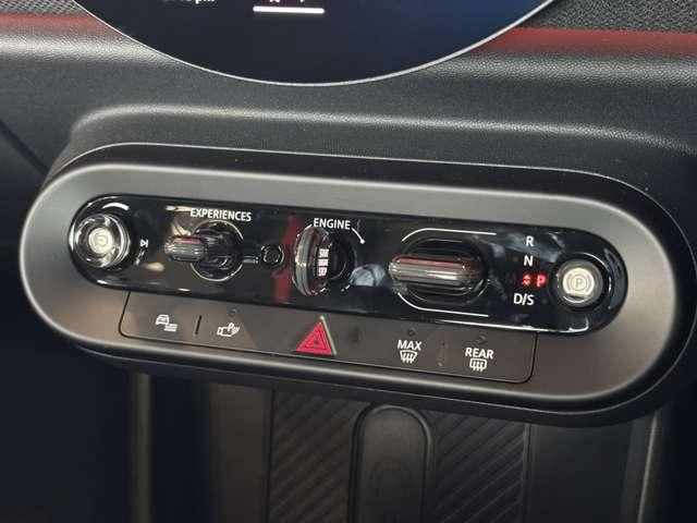 ＭＩＮＩ クーパーＳ　５ドア　ＤＣＴ　ＪＣＷトリム　Ｍパッケージ（10枚目）