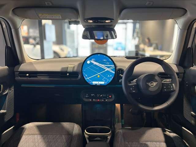 MINI クーパーC エッセンシャル・トリム 5ドア DCT(3枚目)