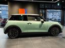 ＭＩＮＩ クーパーＣ　フェイバリット・トリム　３ドア　Ｍパッケージ　１８インチアルミ（7枚目）
