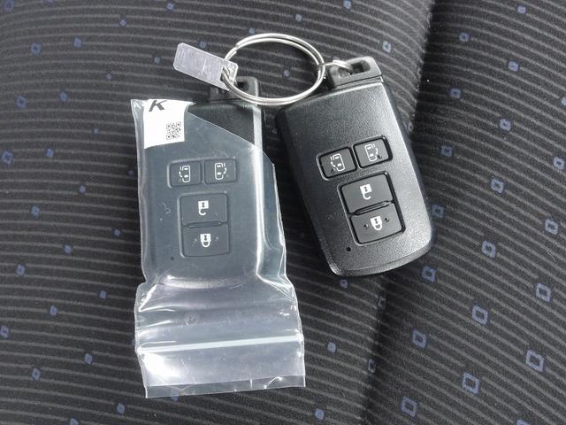 ノア ハイブリッドG CVT 9インチナビ 地デジ バックカメラ B/T ETC オートLED 両側パワースライドドア 前席シートヒーター 15インチAW 電格ミラー スマートキー クルーズコントロール ダブルオートAC(22枚目)