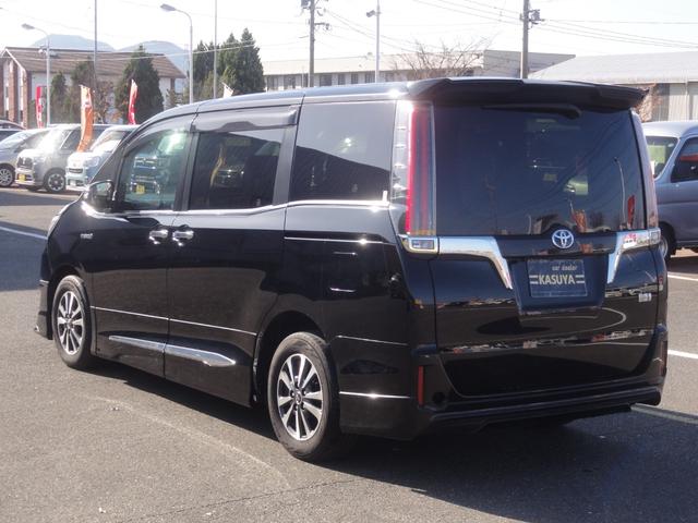 エスクァイア ハイブリッドGi CVT オートLED オートハイビーム クルーズコントロール 11インチナビ地デジ バックカメラ Bluetooth ETC リヤモニター 両側電動スライドドア 15インチAW モデリスタエアロ(9枚目)