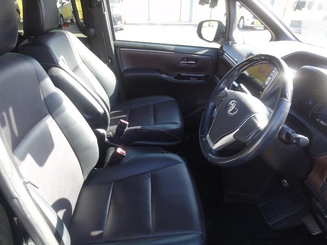 エスクァイア ハイブリッドGi CVT オートLED オートハイビーム クルーズコントロール 11インチナビ地デジ バックカメラ Bluetooth ETC リヤモニター 両側電動スライドドア 15インチAW モデリスタエアロ(12枚目)