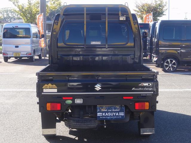 スーパーキャリイ Ｘ　５速マニュアル車　パートタイム４ＷＤ　ＨＩＤライト　１２インチアルミホイール　デフロック　キーレス　ダブルエアバック　ＡＢＳ　パワーウィンドウ（6枚目）