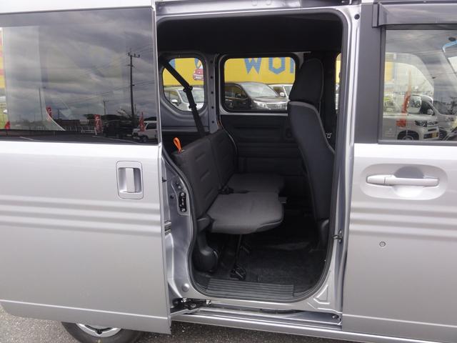 Ｎ－ＶＡＮ Ｌ・ホンダセンシング　インパネ６速　アイドリングストップ　オートエアコン　ポータブルナビ　ＥＴＣ　前後ドラレコ　電格ミラー　キーレス　パワステ　パワーウィンドウ　ホンダセンシング（11枚目）