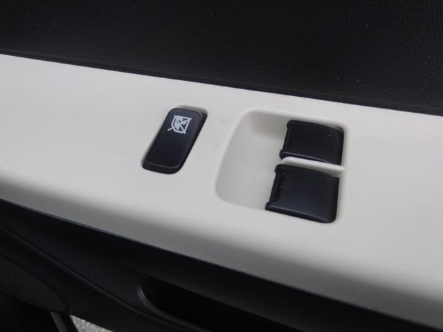 アルト F 5速マニュアル CD 社外13インチアルミホイール キーレス ダブルエアバック ABS パワーウィンドウ(21枚目)