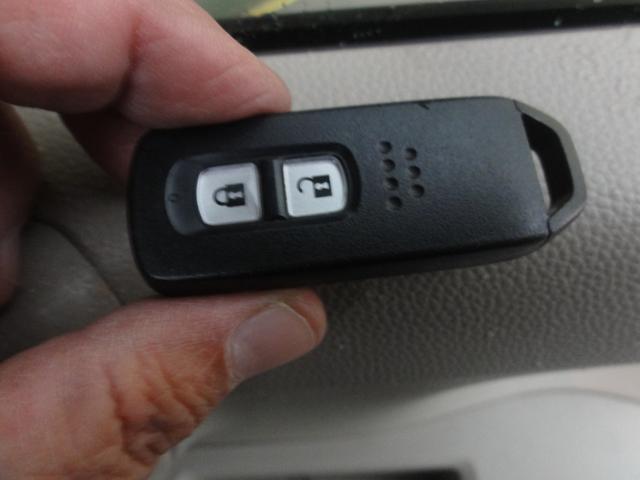 Ｎ－ＢＯＸ Ｇホンダセンシング　ＣＶＴ　オートＬＥＤ　オートハイビーム　レーダークルーズ　アイドリングストップ　ナビ　ワンセグ　バックカメラ　ＥＴＣ　電格ミラー　プライバシーガラス　スマートキー　ダブルエアバック　ＡＢＳ（22枚目）